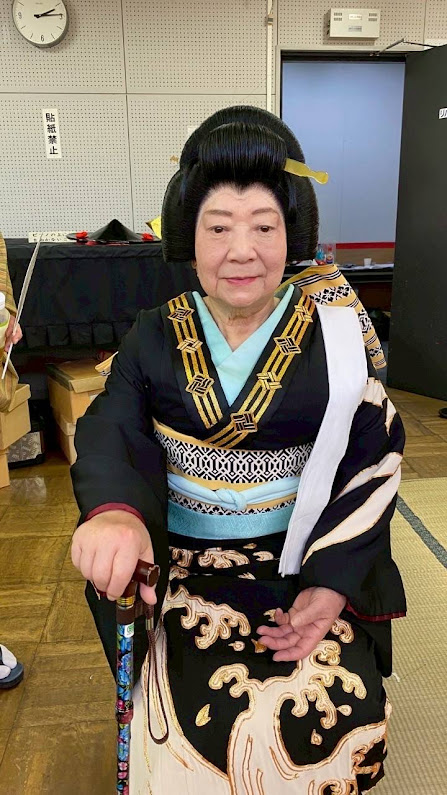 鯉貴与会　女伊達